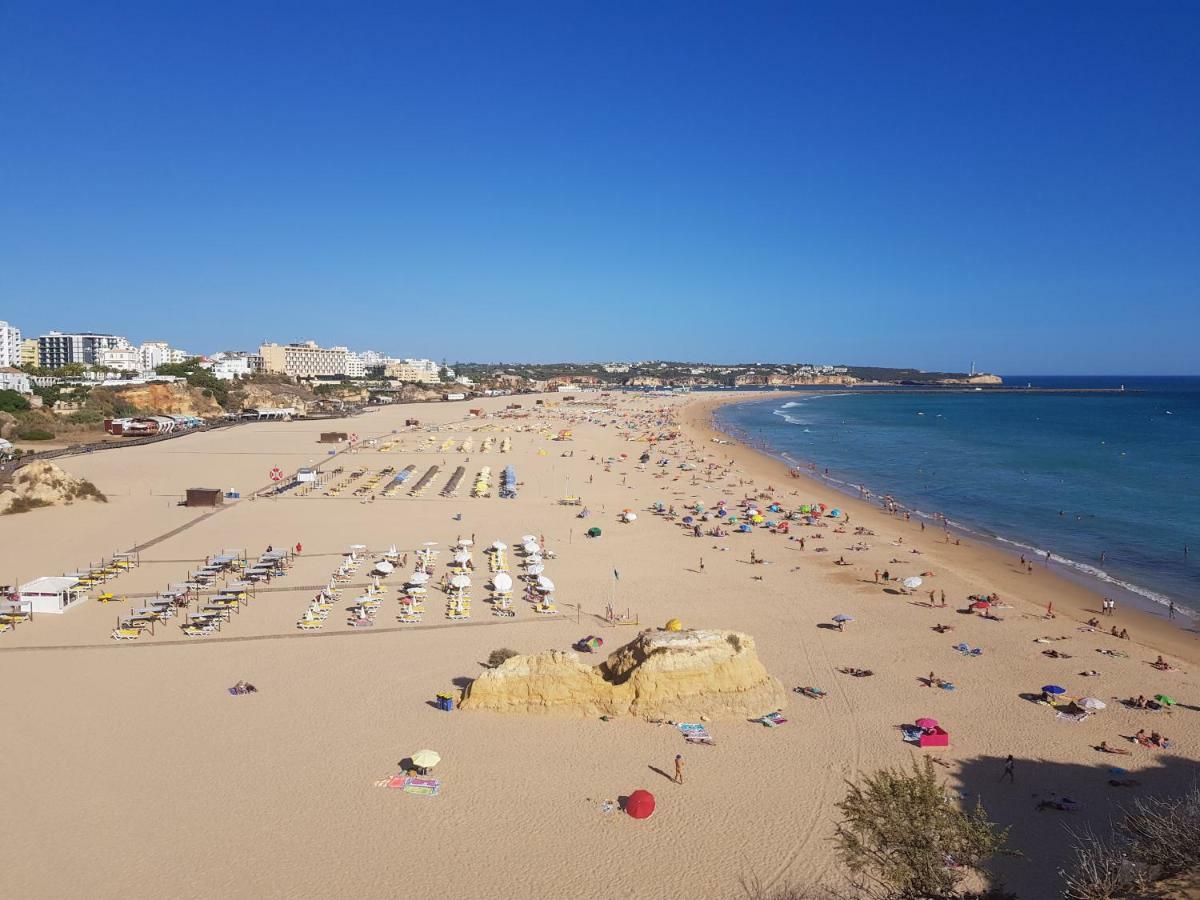 Rocha Tower By Beach Rentals Exterior photo