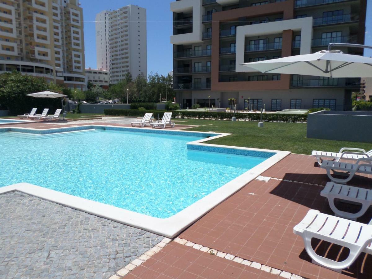 Rocha Tower By Beach Rentals Exterior photo