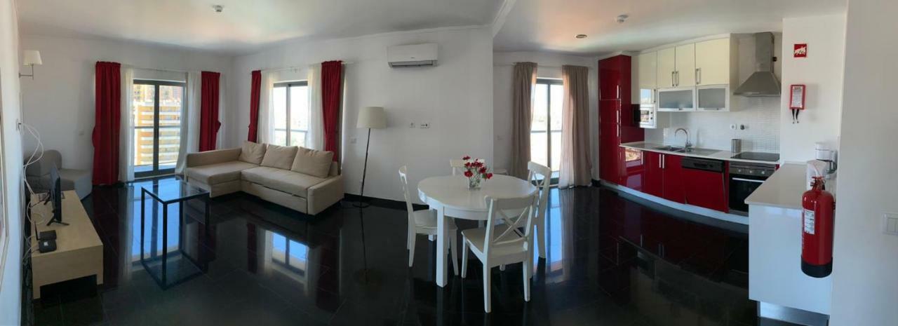 Rocha Tower By Beach Rentals Exterior photo
