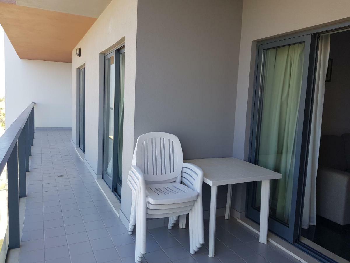 Rocha Tower By Beach Rentals Exterior photo