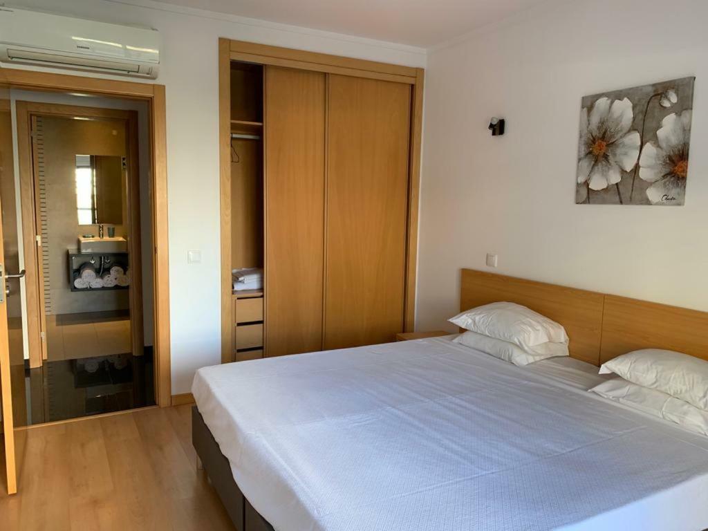 Rocha Tower By Beach Rentals Exterior photo
