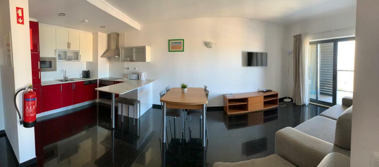 Rocha Tower By Beach Rentals Exterior photo
