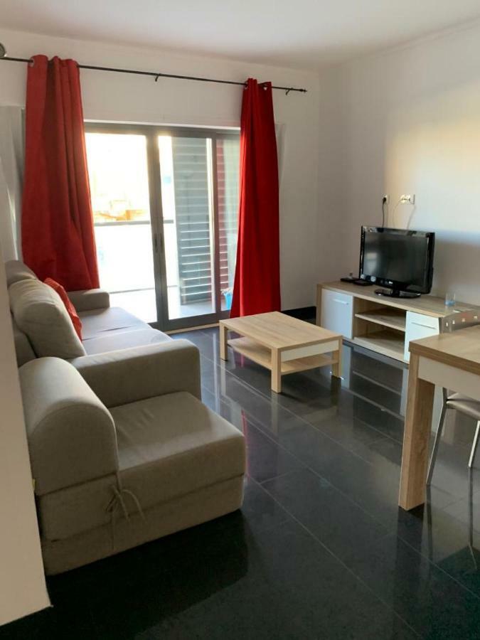 Rocha Tower By Beach Rentals Exterior photo