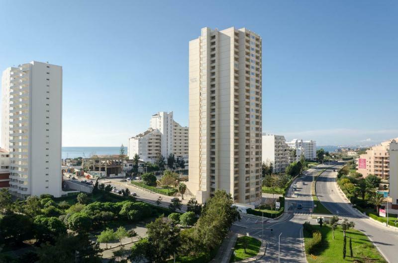 Rocha Tower By Beach Rentals Exterior photo